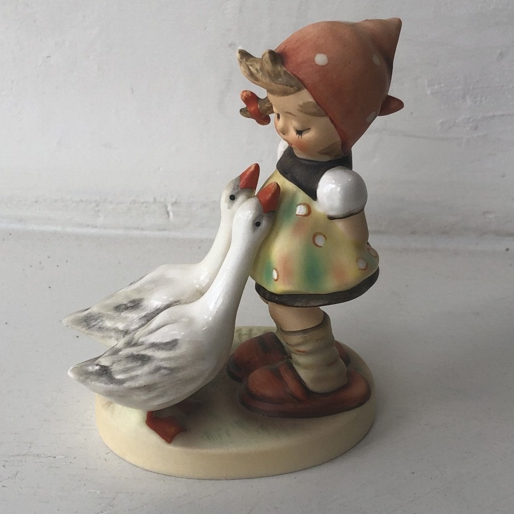 13 Hummel beeldjes in één koop. (ook los te koop), Ophalen of Verzenden, Zo goed als nieuw, Hummel