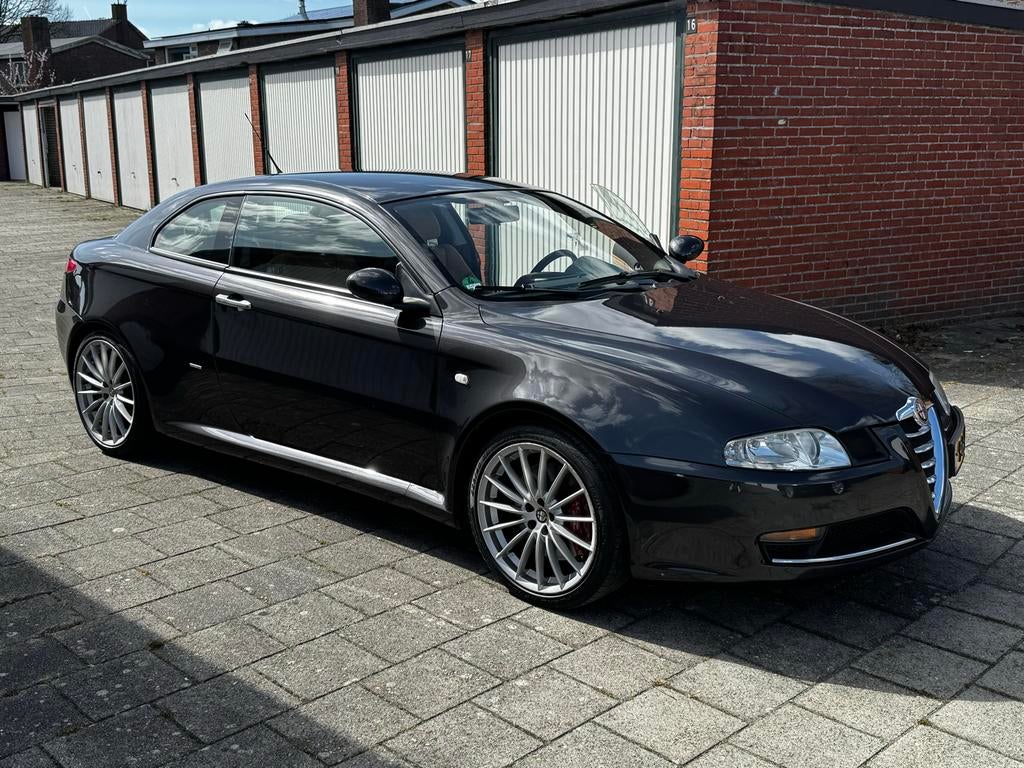 Alfa Romeo GT 3.2 V6 24V (Q2) 2008 origineel Nederlands, Auto's, Beige, 400 kg, 75 €/maand, Handgeschakeld