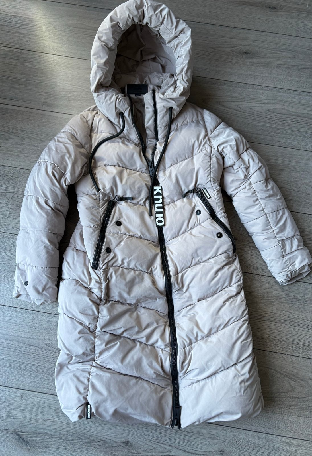 Khujo winterjas dames maat S beige/lichtbruin, Kleding | Dames, Ophalen of Verzenden, Zo goed als nieuw, Maat 36 (S), Beige