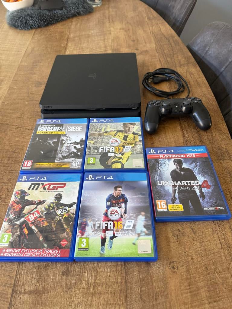 PlayStation 4 met spellen, Ophalen of Verzenden, Met 1 controller, Slim, Gebruikt