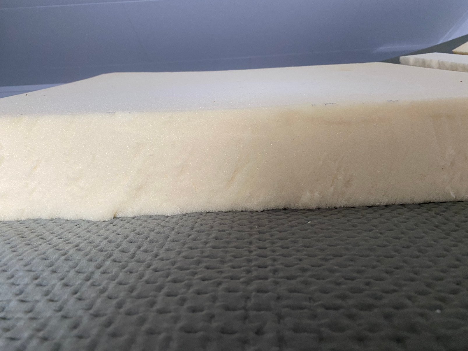 Schuimrubber, vulling kussens, Ophalen, Zo goed als nieuw, Wit, Vierkant