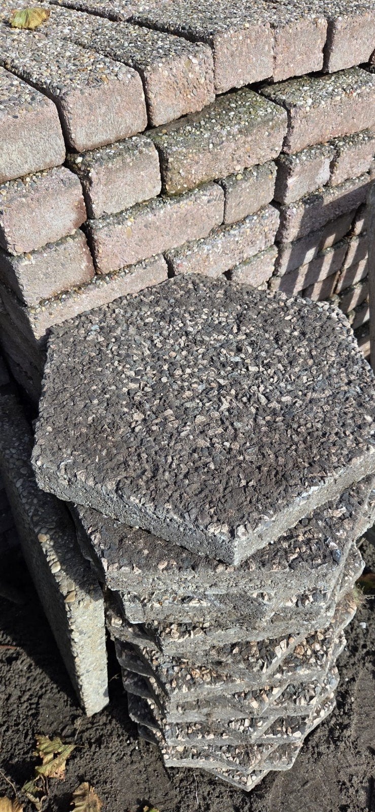 Zeshoekige grindtegels, Ophalen, Gebruikt, Minder dan 5 m², Beton