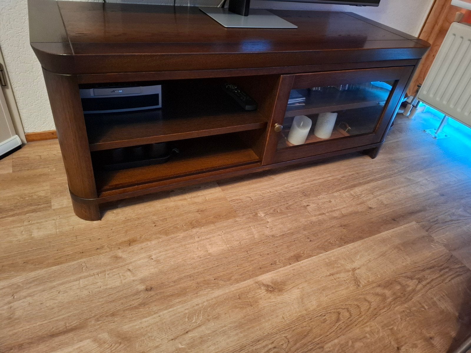 Eikenhouten tv meubel, Huis en Inrichting, Kasten | Televisiemeubels, Ophalen, Gebruikt, Eikenhout, Minder dan 100 cm