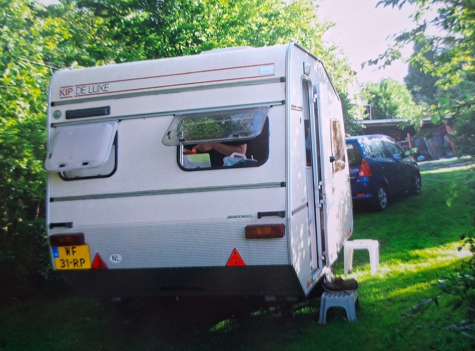 Kip De Luxe Caravan EK 35 De Luxe - Compact en Compleet, Rondzit, Kip, Tot en met 2, Dwarsbed