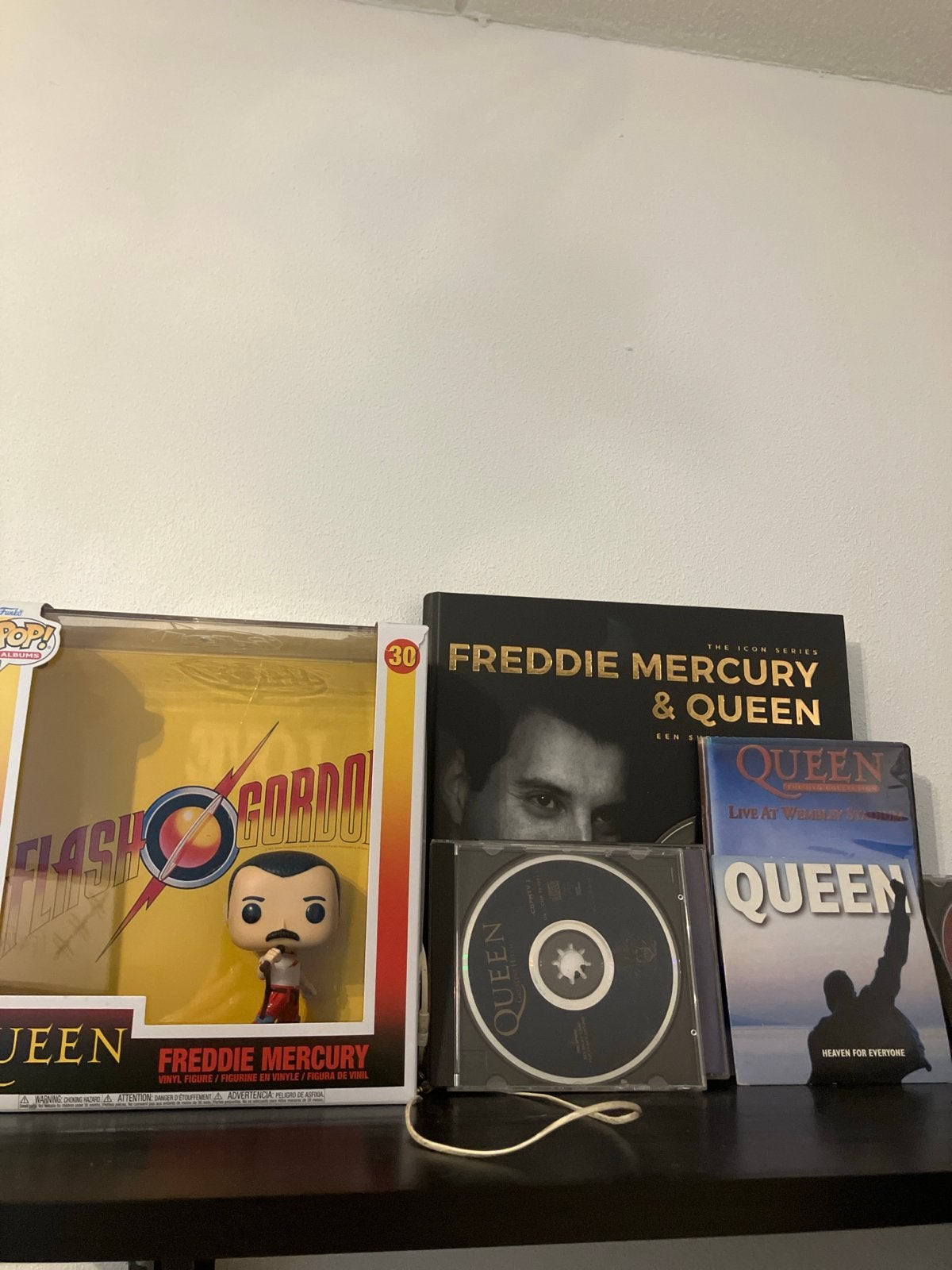 Queen en Freddie Mercury Collectie: CD's, DVD's en Funko Pop, Ophalen, Rock, Zo goed als nieuw, Inclusief doosje