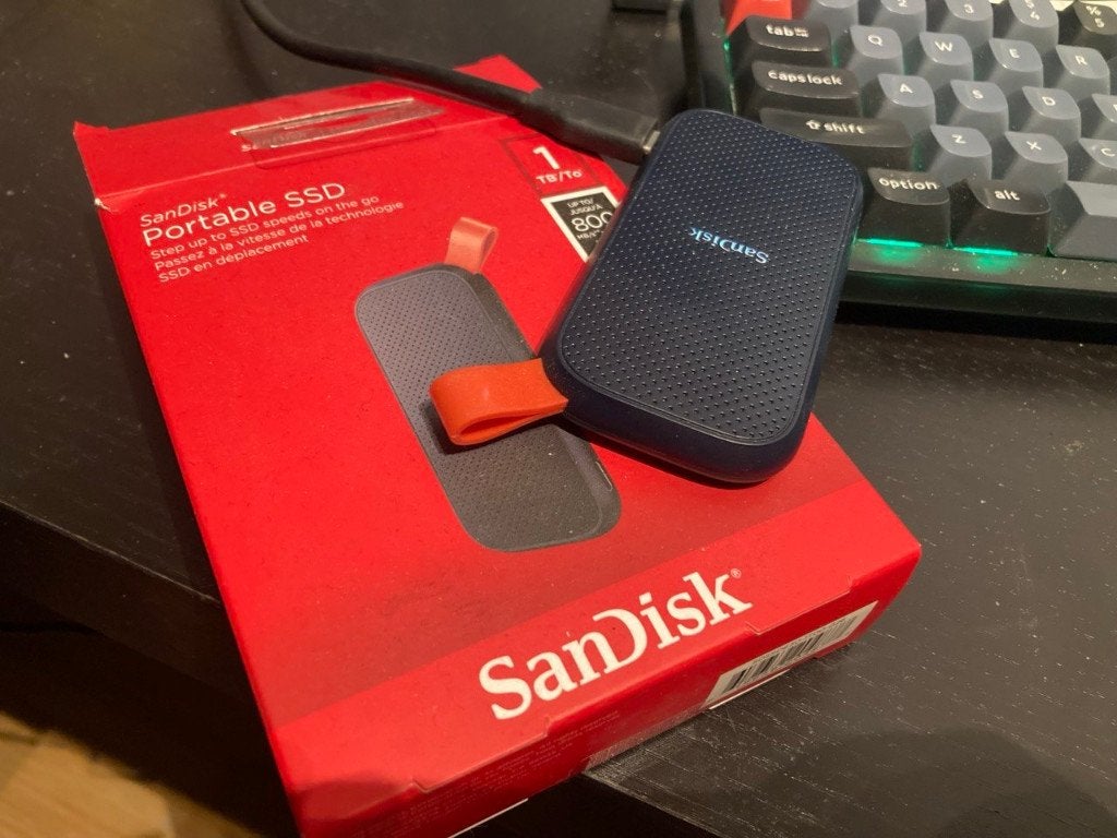 Sandisk Portable SSD (G26) 1TB Zwart, Computers en Software, Harde schijven, Ophalen, Gebruikt, SSD, 1TB
