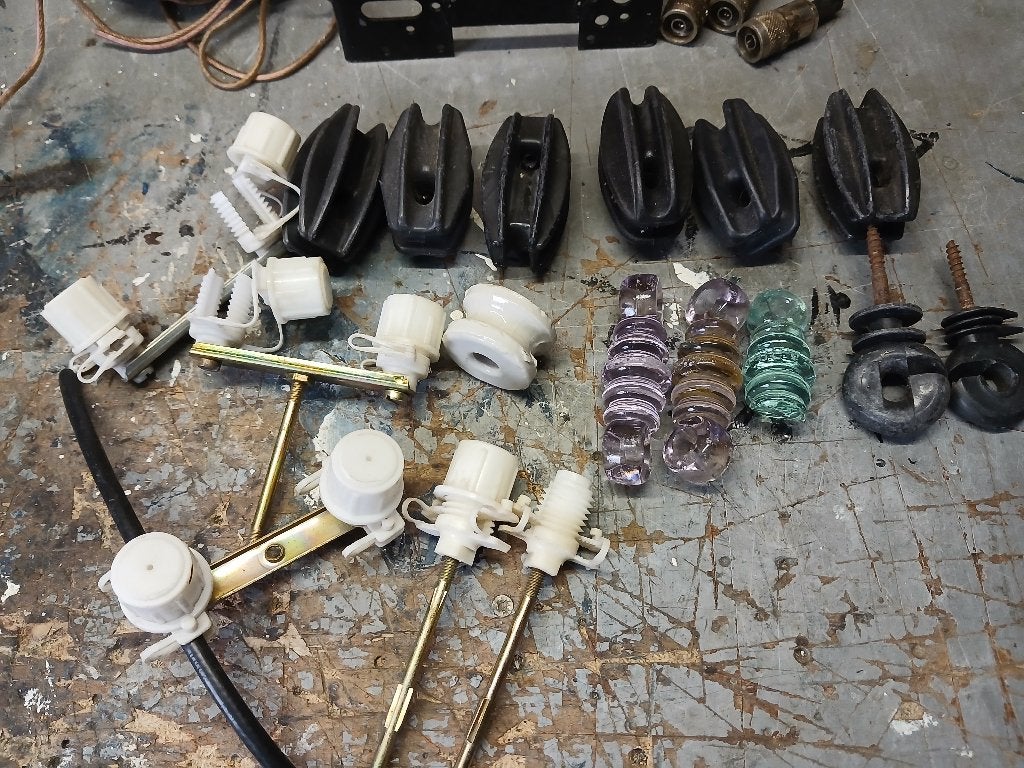 ISOLATOREN VOOR ANTENNE DRAAD ENZ, Telecommunicatie, Antennes en Masten, Ophalen, Gebruikt, Toebehoren