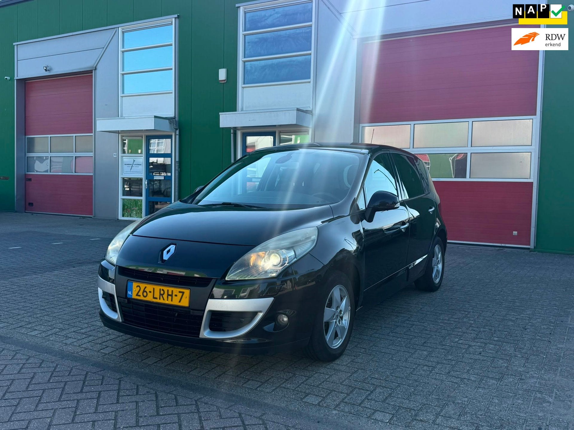 Renault Scénic 1.6 Dynamique Airco Cruise PDC, Auto's, Renault, Voorwielaandrijving, Gebruikt, 1295 kg, 4 cilinders