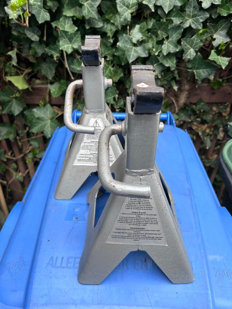 Assteunen van Kinzo, Auto diversen, Ophalen, Zo goed als nieuw, Manueel, Garagekrik