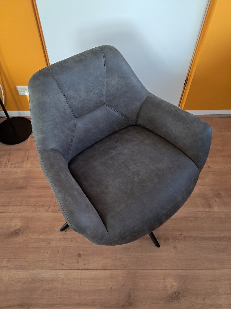 Stoel / Fauteuil antraciet draaimodel, Ophalen, Minder dan 75 cm, Leer, Zo goed als nieuw