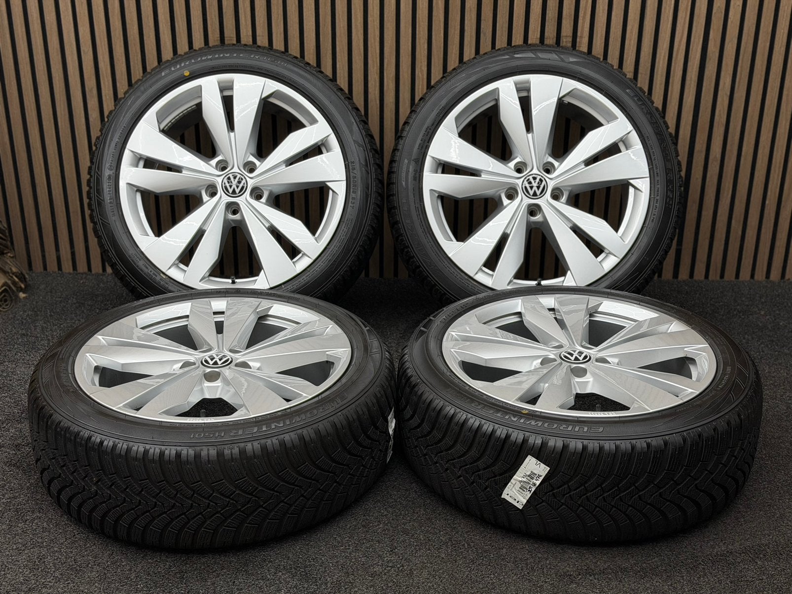 ZGAN! Originele 19 inch VW ID.3 Loen 5x112 Falken WINTER!, 215 mm, ., Banden en Velgen, Winterbanden