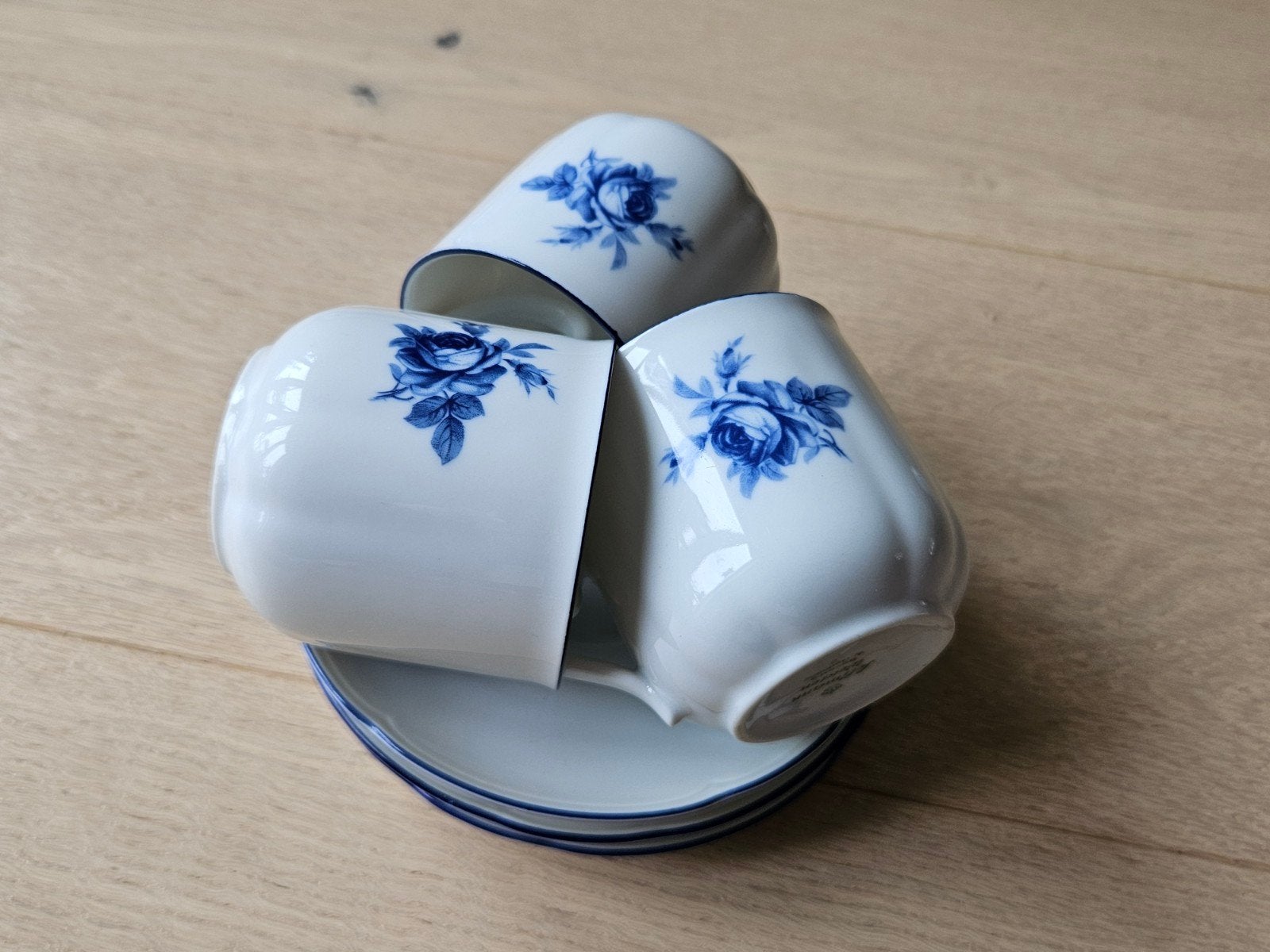 3 koffie kopjes met schotel Seltmann Weiden Bavaria, Antiek en Kunst, Ophalen