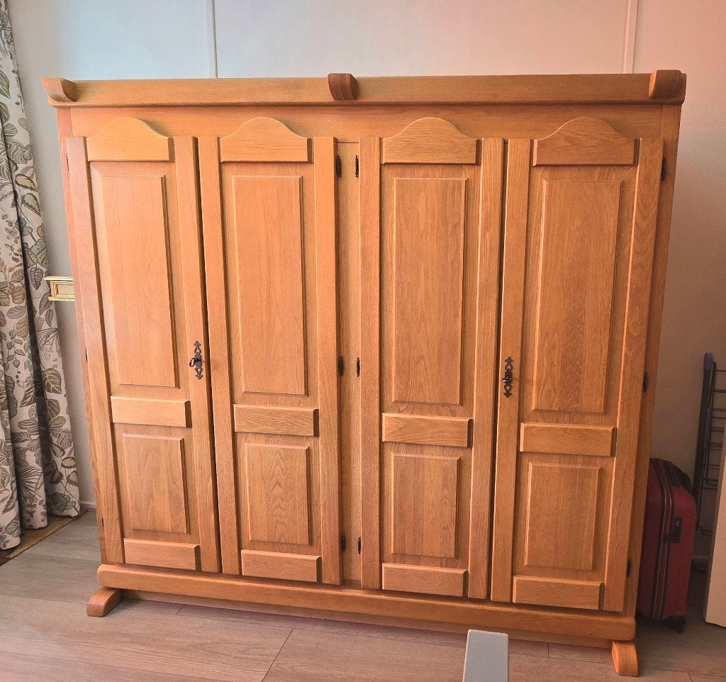 Massief eikenhouten kledingkast met 4 deuren, Ophalen, Met deur(en), Klassiek, 150 tot 200 cm