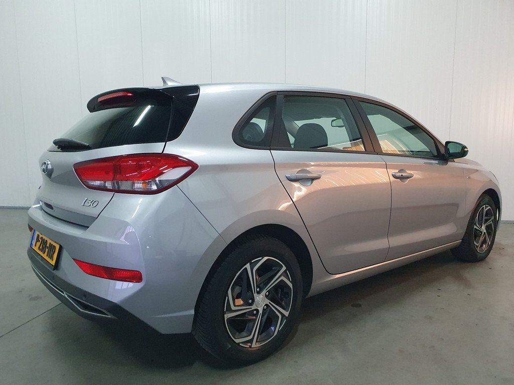 Hyundai i30 1.0 T-GDi MHEV Comfort Smart NAVI/LED/CRUISE/CLI, Auto's, Hyundai, Voorwielaandrijving, Stof, Gebruikt, Euro 6
