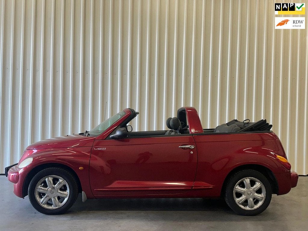 Chrysler PT Cruiser Cabrio 2.4i Limited LEER/airco *apk:08-2, Auto's, Chrysler, Voorwielaandrijving, 450 kg, Gebruikt, Handgeschakeld
