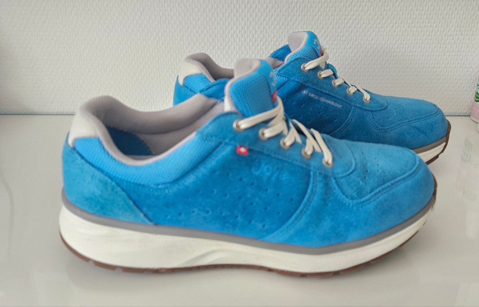 Joya suéde sneaker met schok dempende zolen m 40, 1/3, Kleding | Dames, Blauw, Ophalen of Verzenden, Joya, Sneakers of Gympen