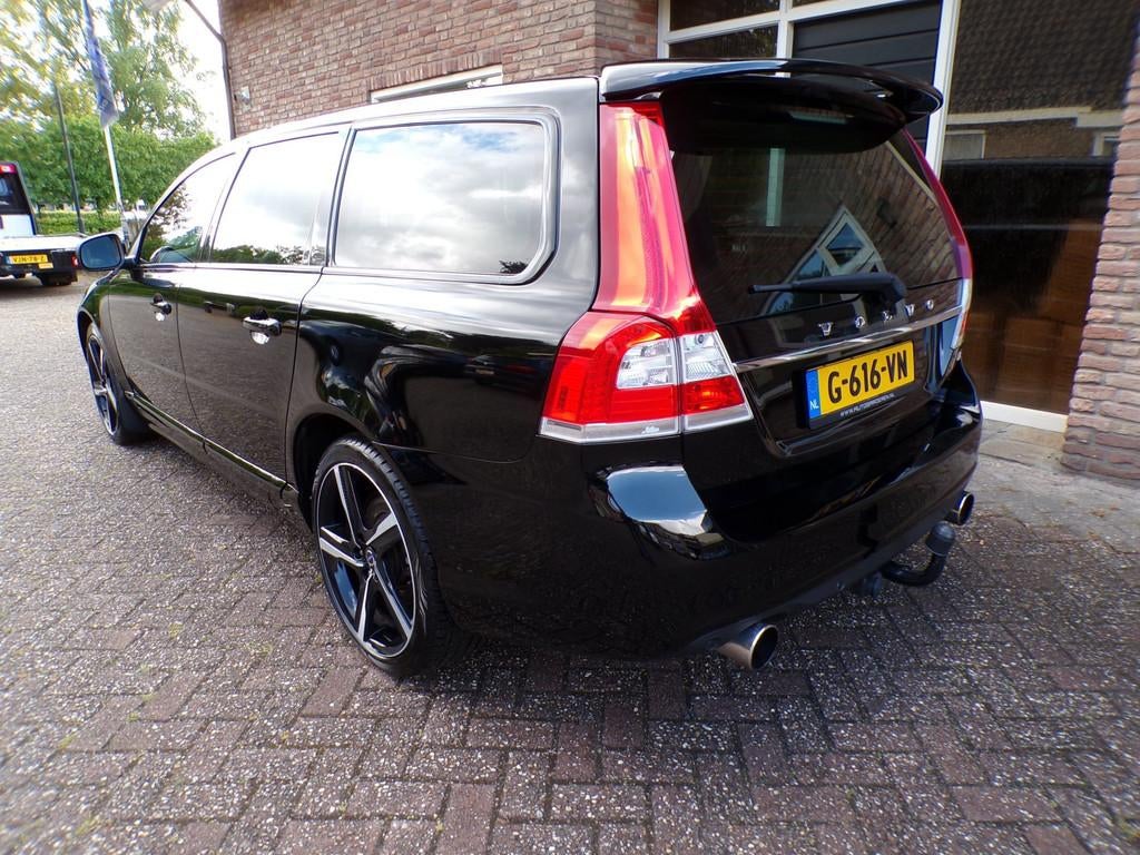 Volvo V70 2.0 T5 Automaat / Leder, Auto's, Zwart, 1984 cc, Geïmporteerd, 84 €/maand