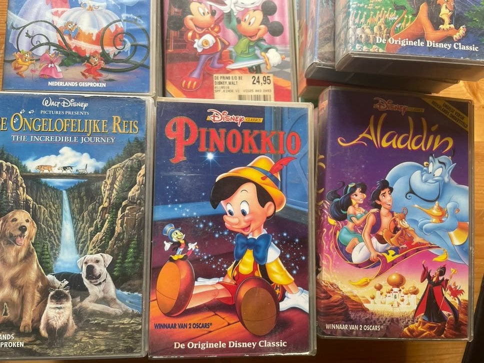 20 Kinder VHS banden - Disney en meer, Gebruikt, Alle leeftijden, Kinderprogramma of -film, VHS