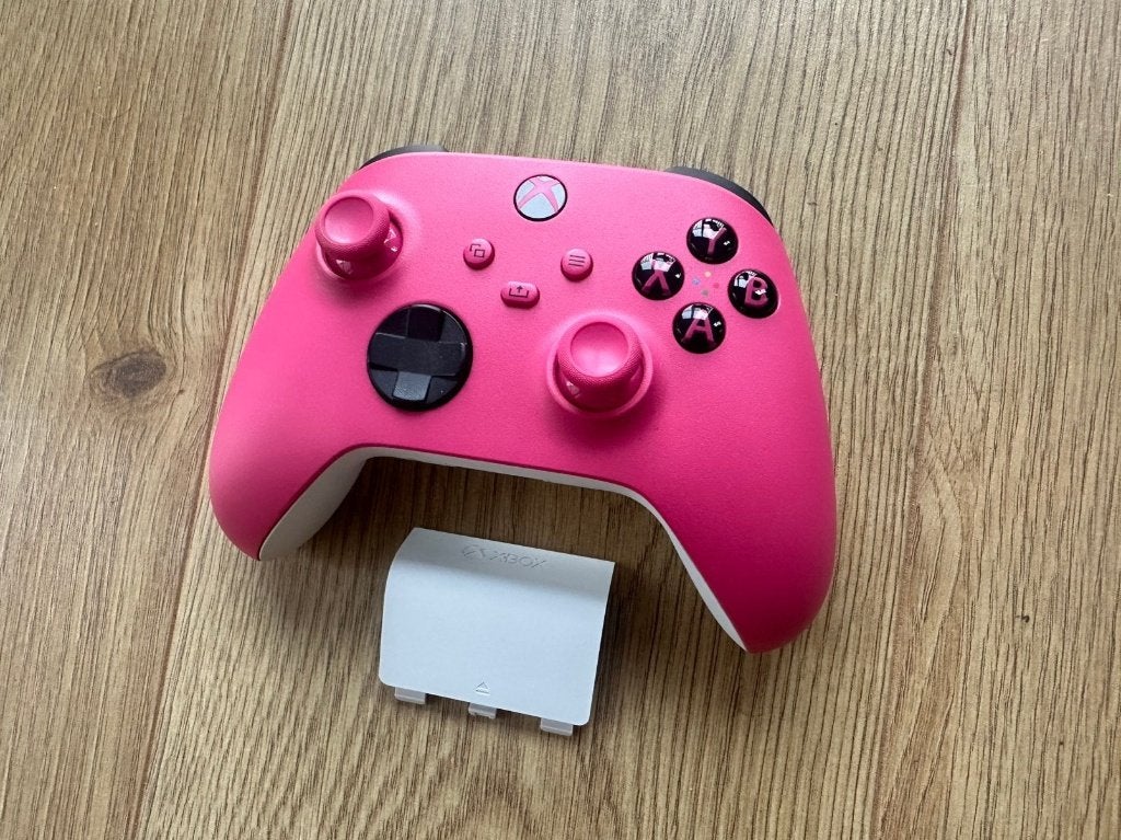 Xbox Controller Pink & Klepje (Voor Xbox Series X/S & One)!