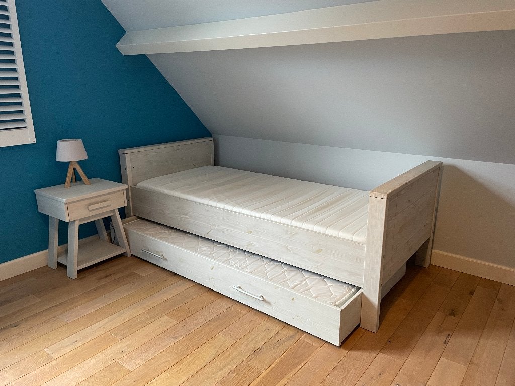 Bopita bed 90x200 Jannik silvergrey + lade incl nachtkastje, 85 tot 100 cm, Zo goed als nieuw, 180 cm of meer, Ophalen