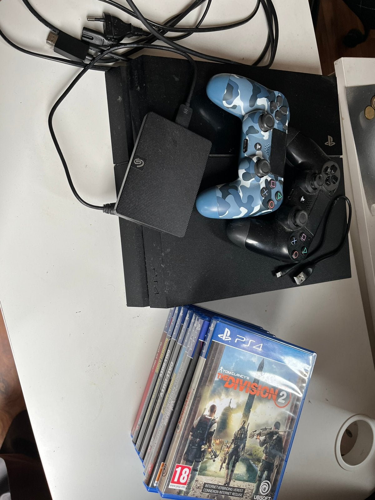 Ps4 met 8 spellen en twee controllers, Spelcomputers en Games, Spelcomputers | Sony PlayStation 3, Ophalen, Met 2 controllers