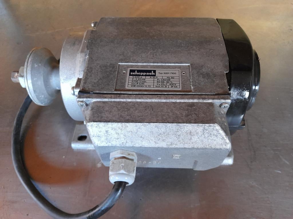 Scheppach zaagmachine motoren 220 v, 70 mm of meer, Ophalen of Verzenden, Zo goed als nieuw, Afkortzaag