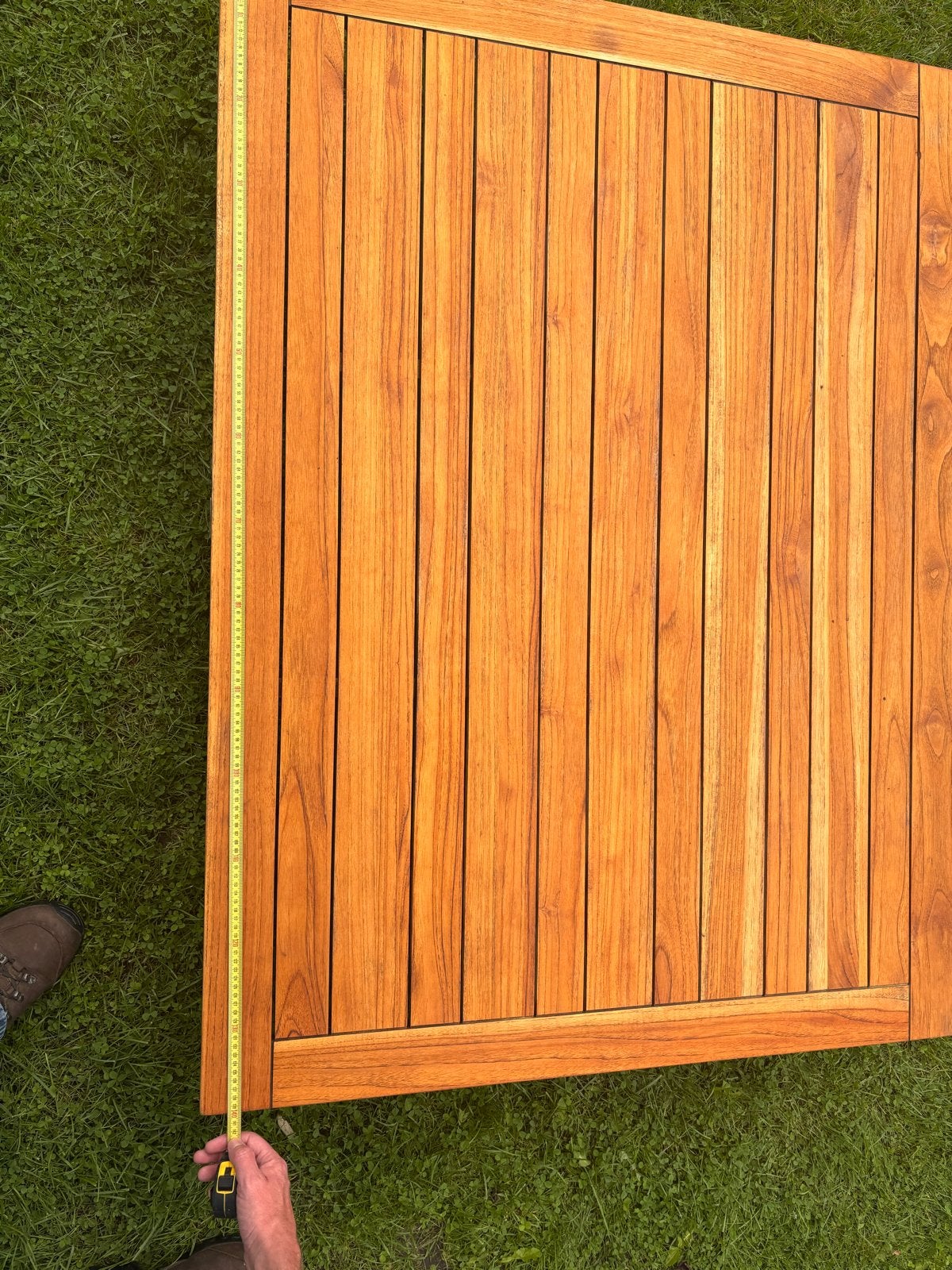 Foto 4 van Teakhouten tuintafel - Zo goed als nieuw