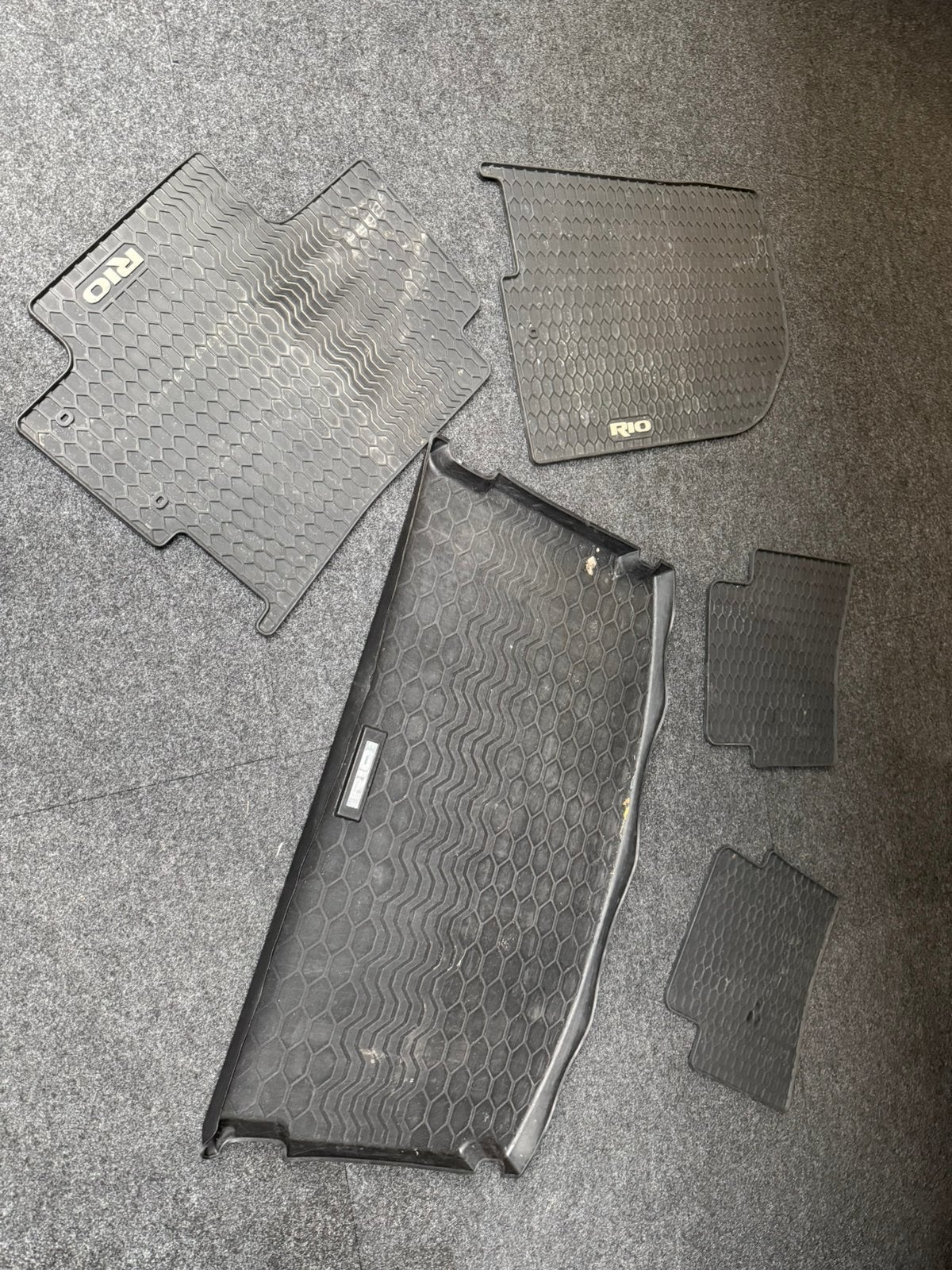 Kia rio complete automattenset rubber all weather automatten, Ophalen of Verzenden, Gebruikt