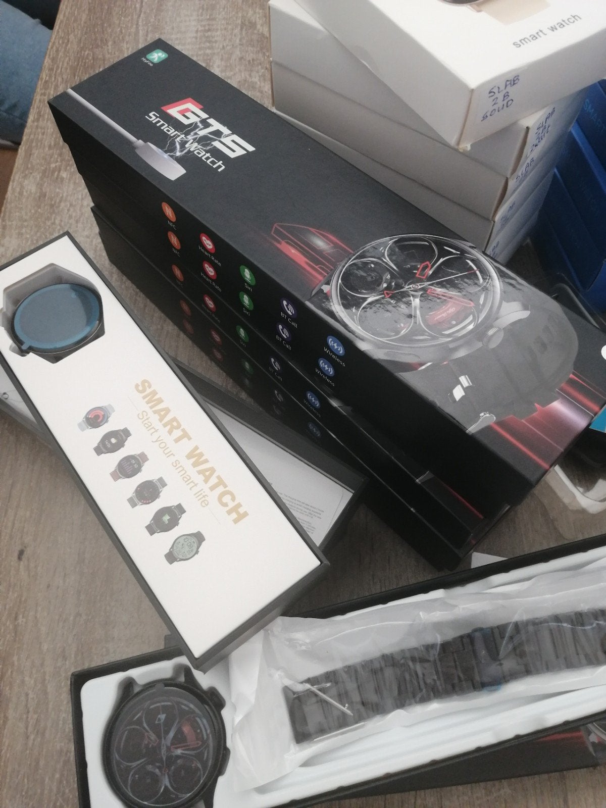 Smartwatch partij Nieuw in doos 30 stuks, Ophalen of Verzenden, Nieuw, Zwart, Android