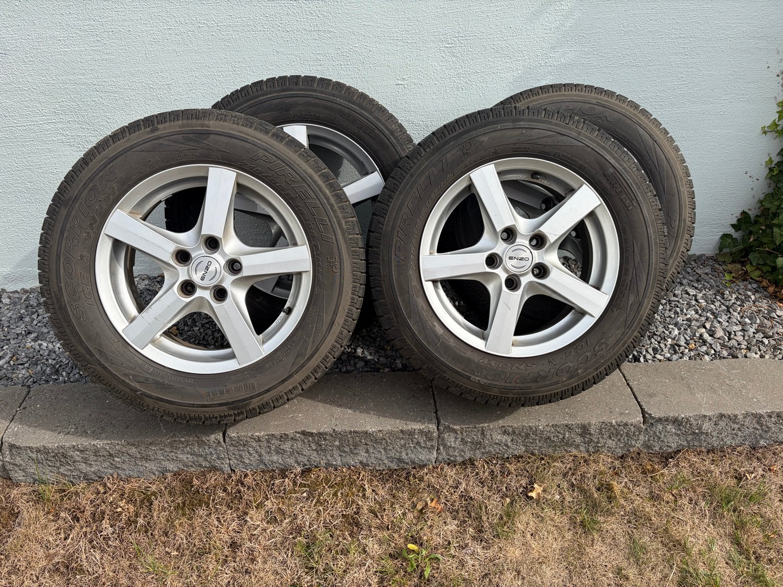 Pirelli winterbanden Nissan Qashqai met velgen (4 stuks), Auto-onderdelen, Ophalen, 16 inch, Banden en Velgen, Winterbanden
