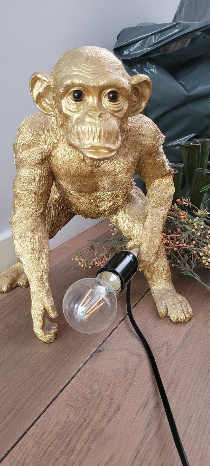 Gouden Apenlamp - Unieke Tafellam, Kunststof, Ophalen of Verzenden, Zo goed als nieuw, Goud