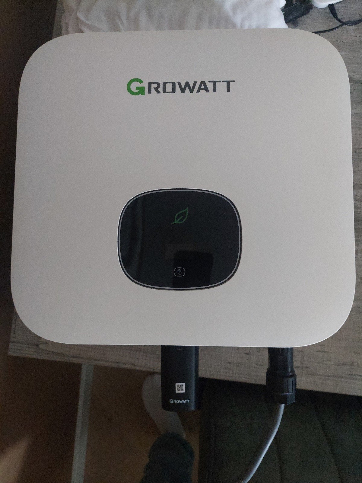 Growatt MIN 2500TL-XH Hybride Omvormer met ShineLanBox, Doe-het-zelf en Verbouw, Zonnepanelen en Toebehoren, Ophalen