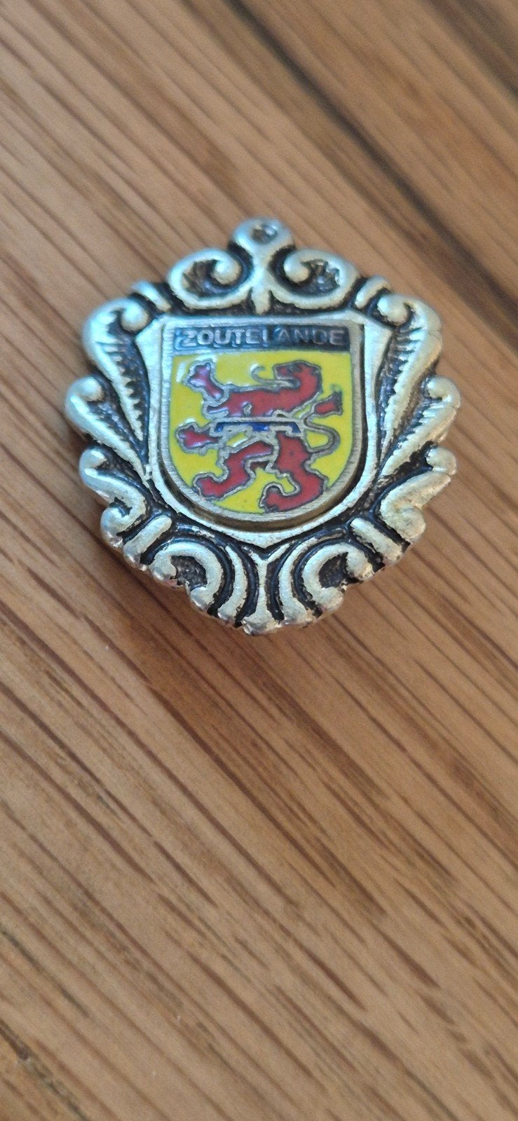 Broches wapen van Zoutelande, Ophalen of Verzenden