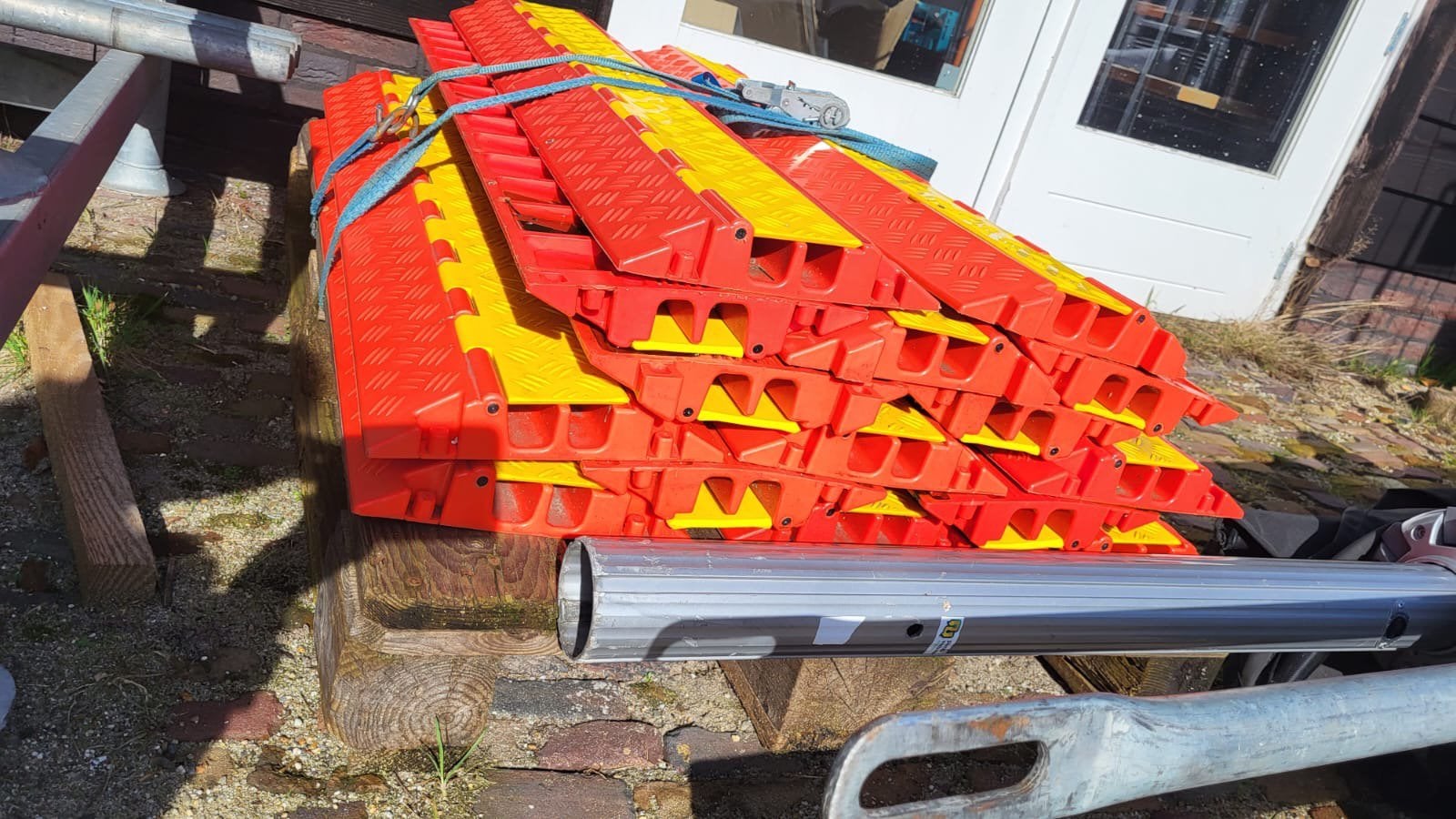 Kabelgoten Kunststof te koop 15 stuks, Ophalen of Verzenden, Zo goed als nieuw, Overige typen