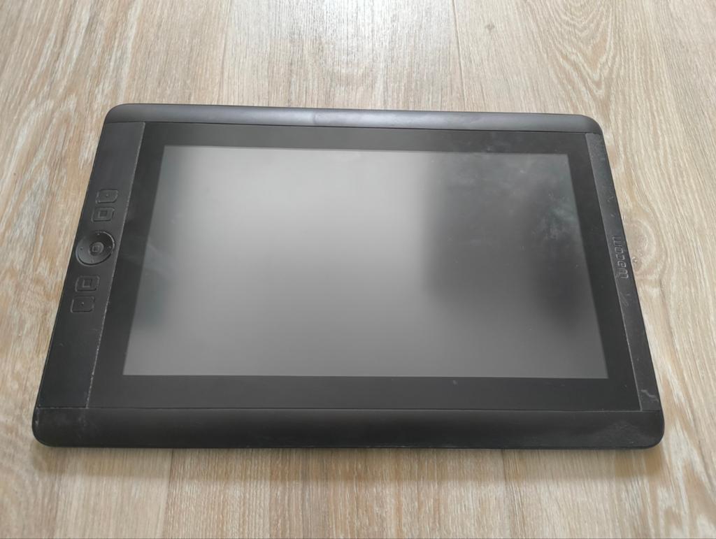 Wacom Cintiq 13 HD Set - Compleet met Extra Pennen, Computers en Software, Tekentablets, Ophalen of Verzenden, Zo goed als nieuw