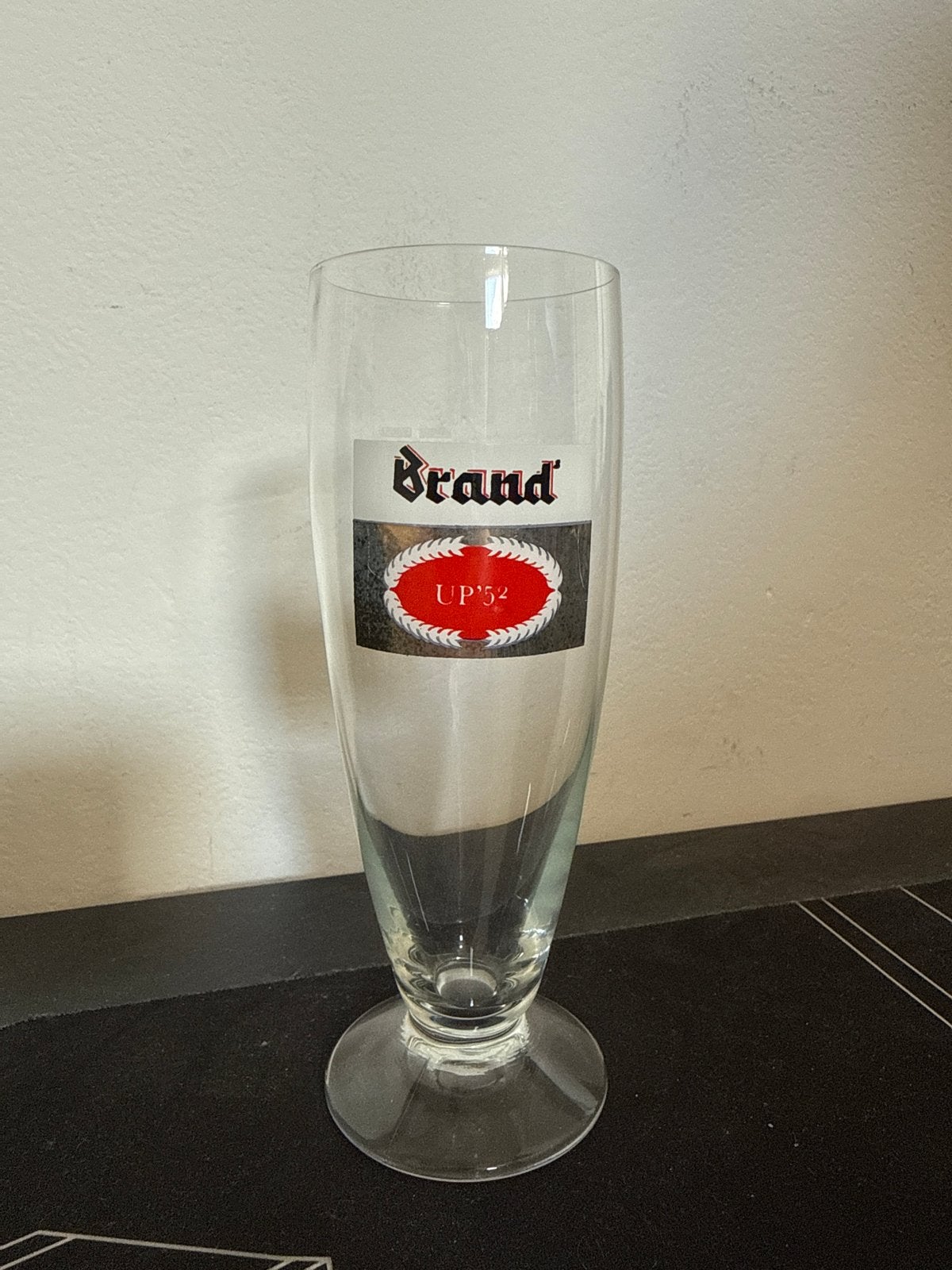 Brand UP'52 bierglas, Ophalen, Zo goed als nieuw, Glas of Glazen, Brand
