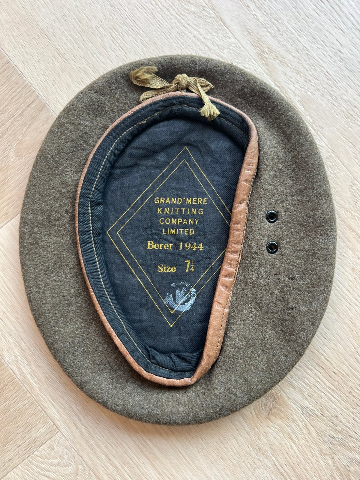 Canadese baret 1944, Ophalen of Verzenden, Landmacht, Engeland, Helm of Baret