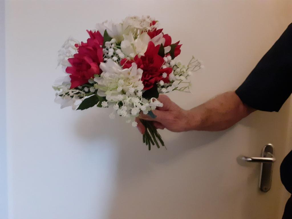 Klein nieuw kunstbloemen boeketje, Binnen, 30 cm, Nieuw, Ophalen of Verzenden