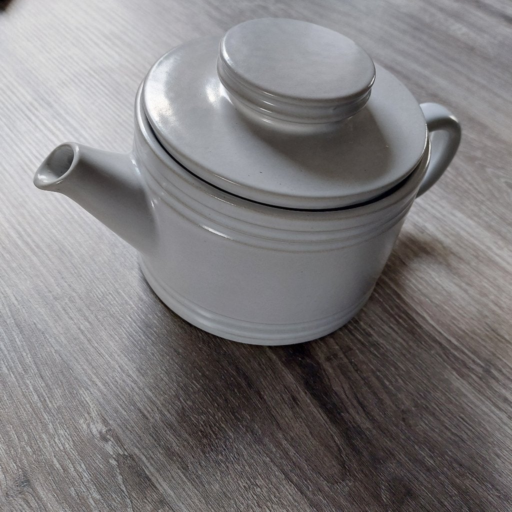 Theepot Staffel Stoneware, Overige merken, Ophalen of Verzenden, Zo goed als nieuw, Aardewerk