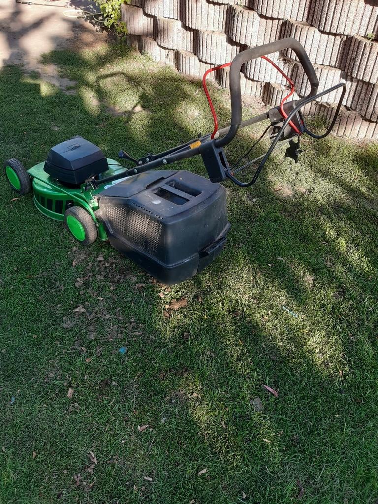 Grasmaaier met 45 cm maaibreedte, Cirkelmaaier, Gebruikt, Elektrische grasmaaier, Ophalen of Verzenden