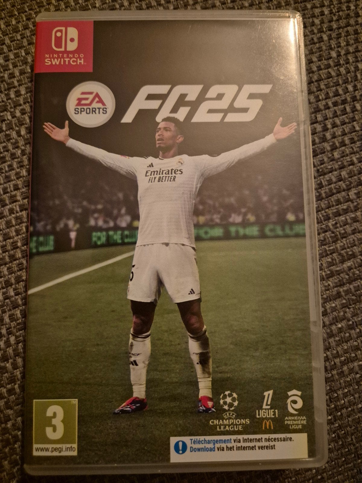 EA Sports FC 25 Nintendo Switch - Zo goed als nieuw, Spelcomputers en Games, Games | Nintendo Switch, Ophalen, Zo goed als nieuw