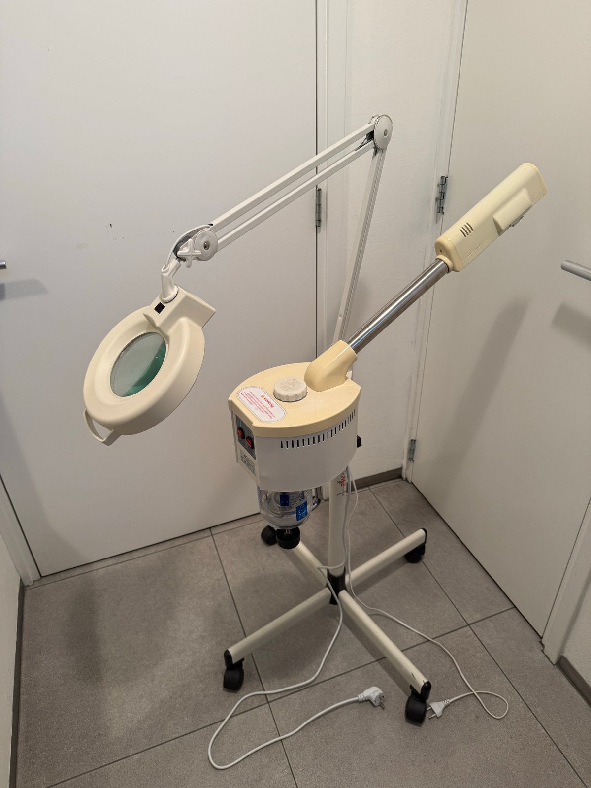 Professionele Gezichtsstomer met Loep Lamp, Ophalen, Gebruikt, Gehele gezicht, Verzorging