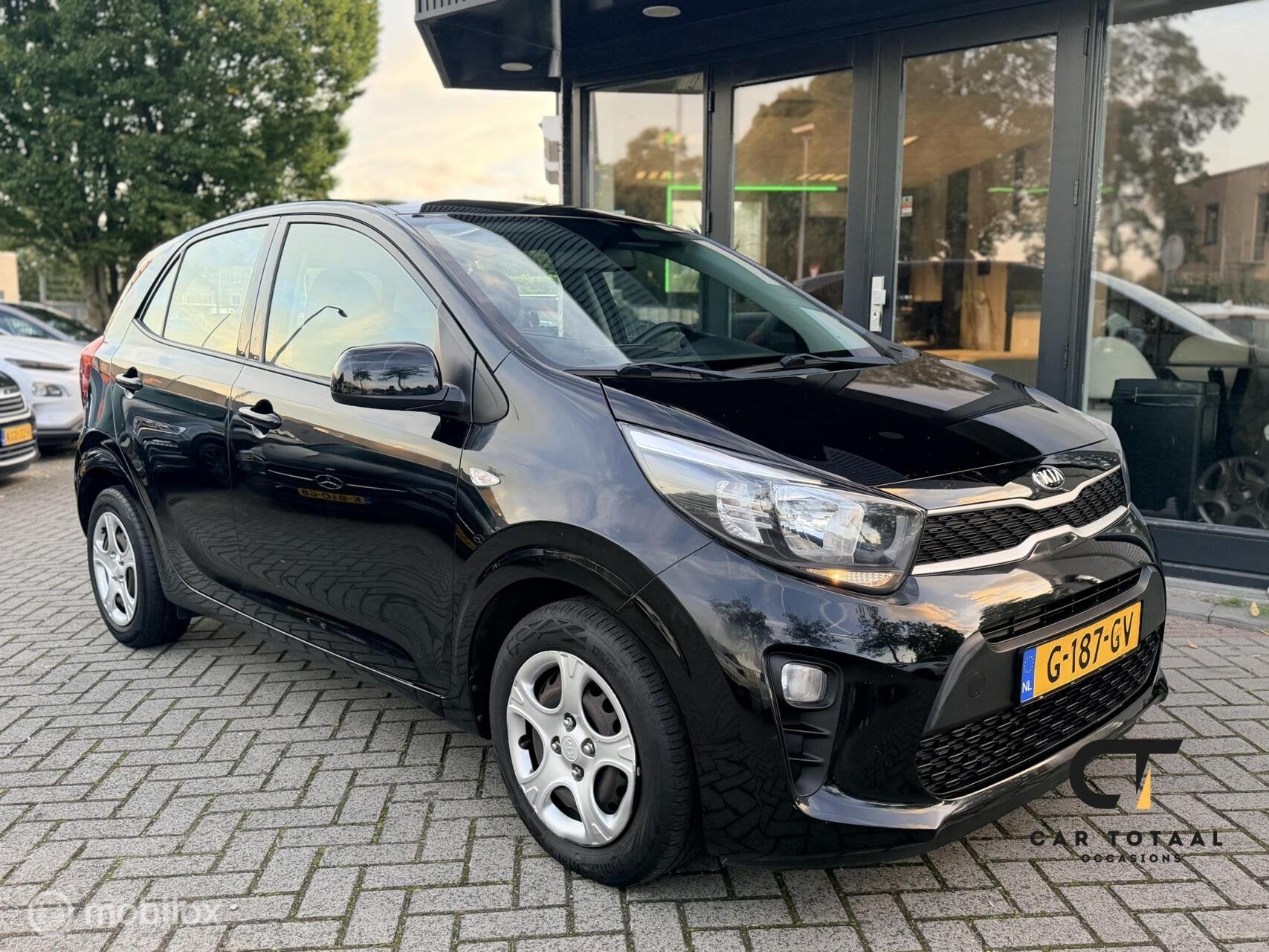 Kia Picanto 1.0 MPi ComfortPlusLine|CARPLAY|NAVI|CAMERA|APK|, Auto's, Voorwielaandrijving, Gebruikt, Euro 6, 4 stoelen