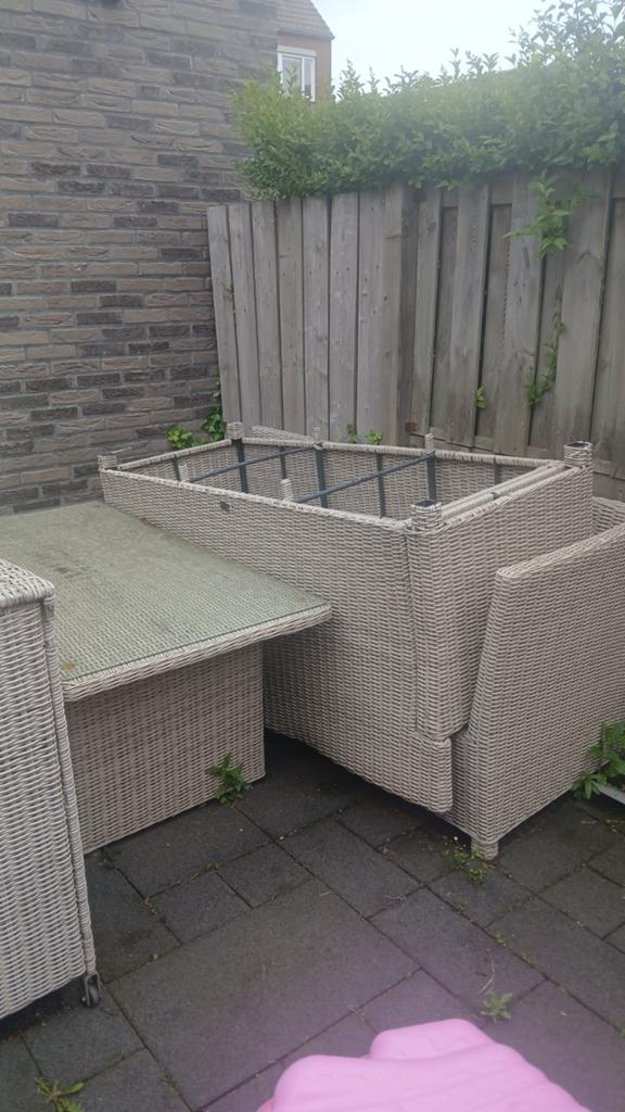 Tuinset Gratis op te halen, Ophalen, 4 zitplaatsen, Gebruikt, Wicker
