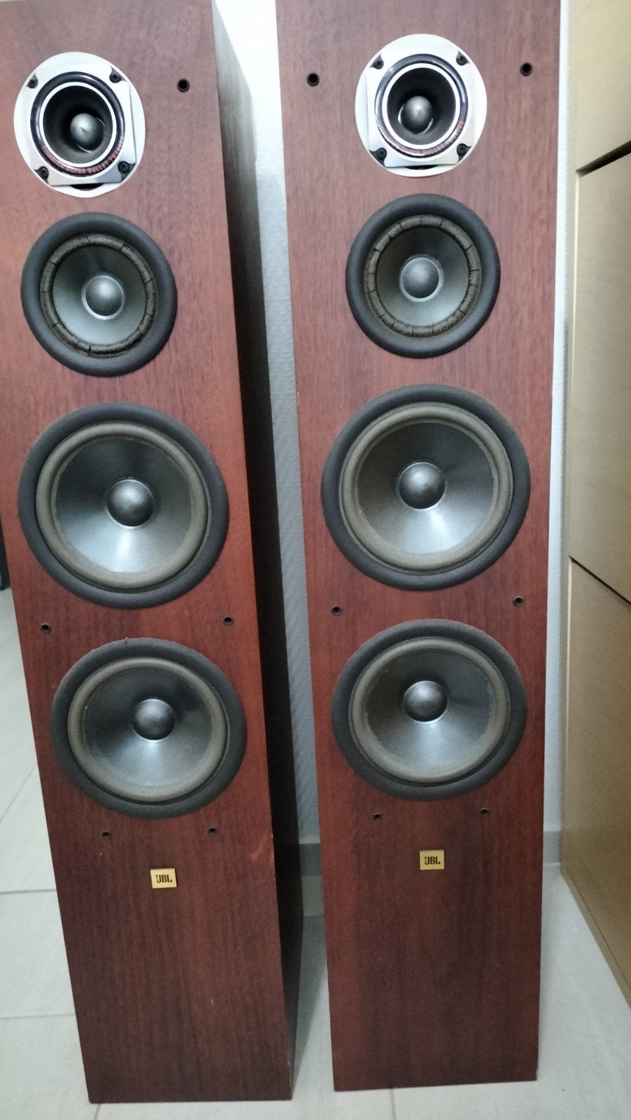 JBL.. vloer luidsprekers, Audio, Tv en Foto, Luidsprekers, Ophalen of Verzenden, JBL
