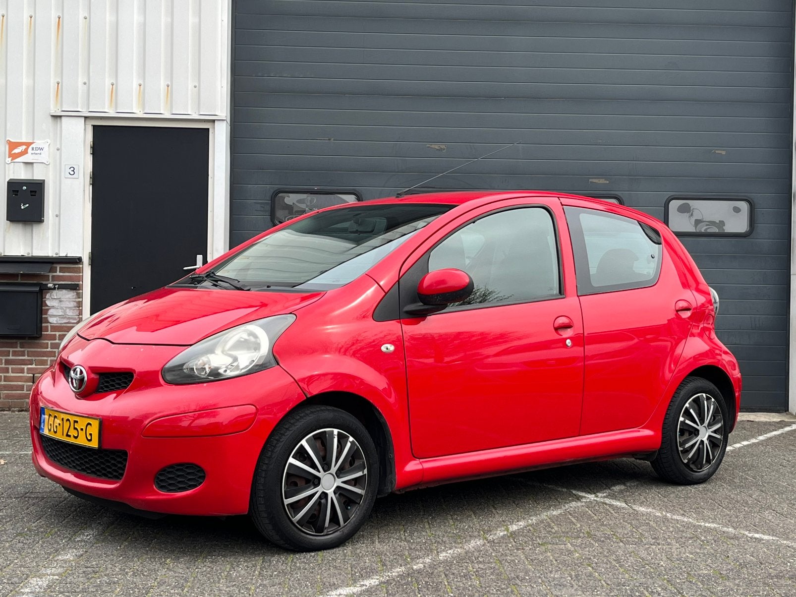 Toyota Aygo 1.0 12V Vvt-i 5DRS. Apk, Airco, elek.ramen, Auto's, Voorwielaandrijving, 4 stoelen, 68 pk, Bedrijf