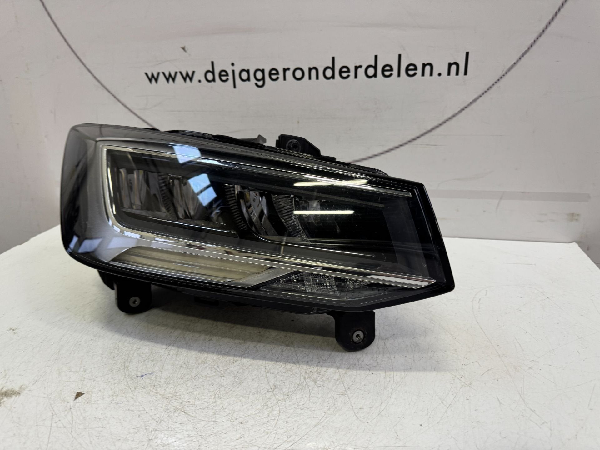 AUDI Q2 81A LED KOPLAMP RECHTS 81A941012 2020-, Gebruikt, AUDI AG, Auto-Union-Strasse 1
85045  Ingolstadt, DE, Kundenbetreuung@audi.de