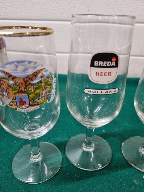 Bierglazen op voet verschillende, Ophalen of Verzenden, 'T Olde Gre-j, Info@toldegrej.nl, Endepoelstraat 20f Didam