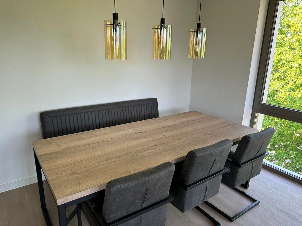 Eettafel, eetbank en drie stoelen van Pronto, Huis en Inrichting, Ophalen