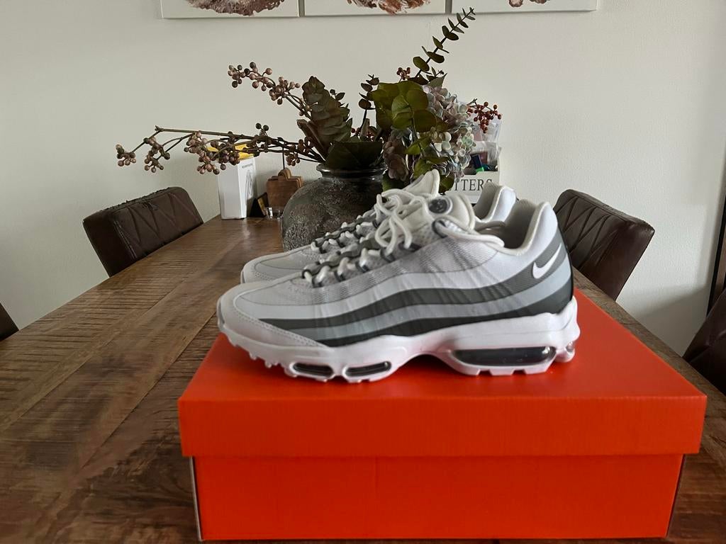 Nike Air Max 95 - Ultra Grey maat 38,5, Ophalen of Verzenden, Nieuw, Wit, Sneakers of Gympen